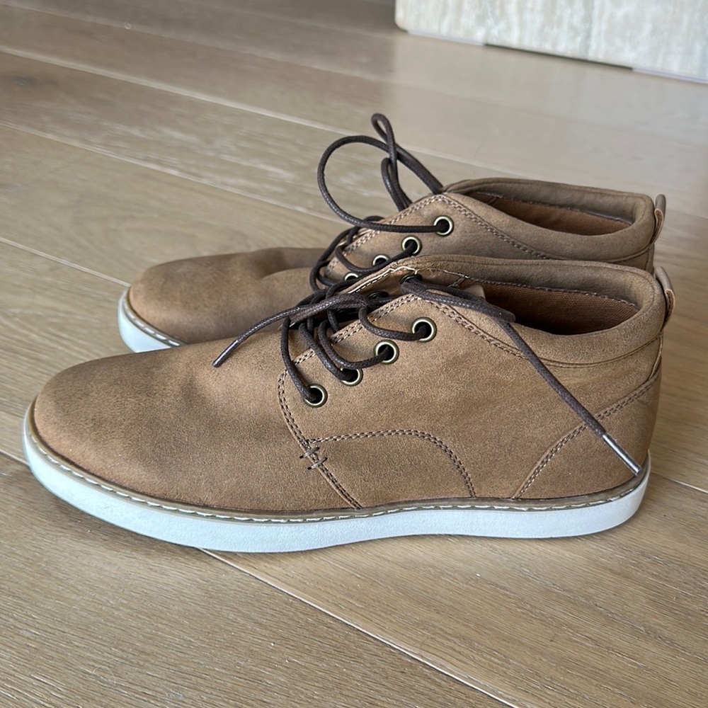 GAP Chukka shoes